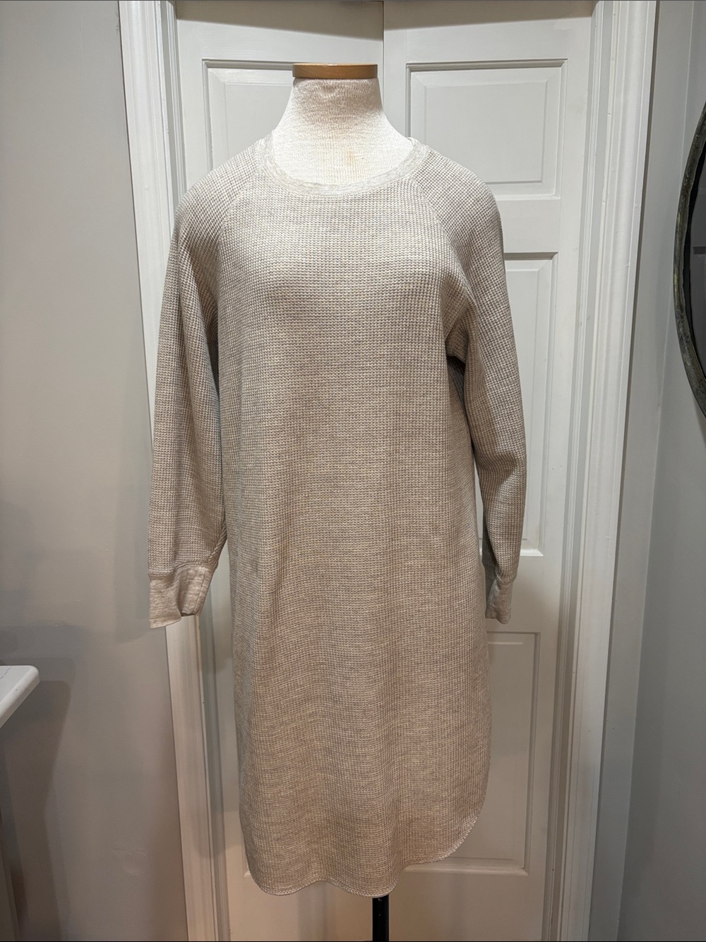 Uniqlo sz XL taupe thermal waffle knit crewneck midi dress